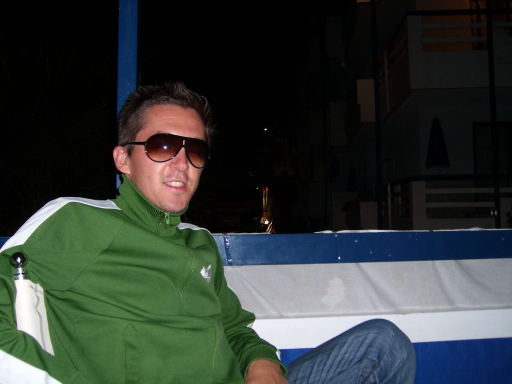 i/Kranj/Absolvent08/06-DiscoNight/absolvent 1766.jpg